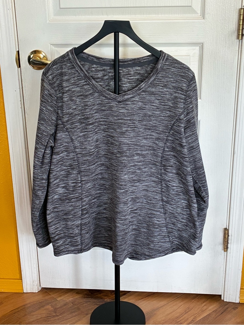 St. John's Gray V-Neck Sweatshirt - XL